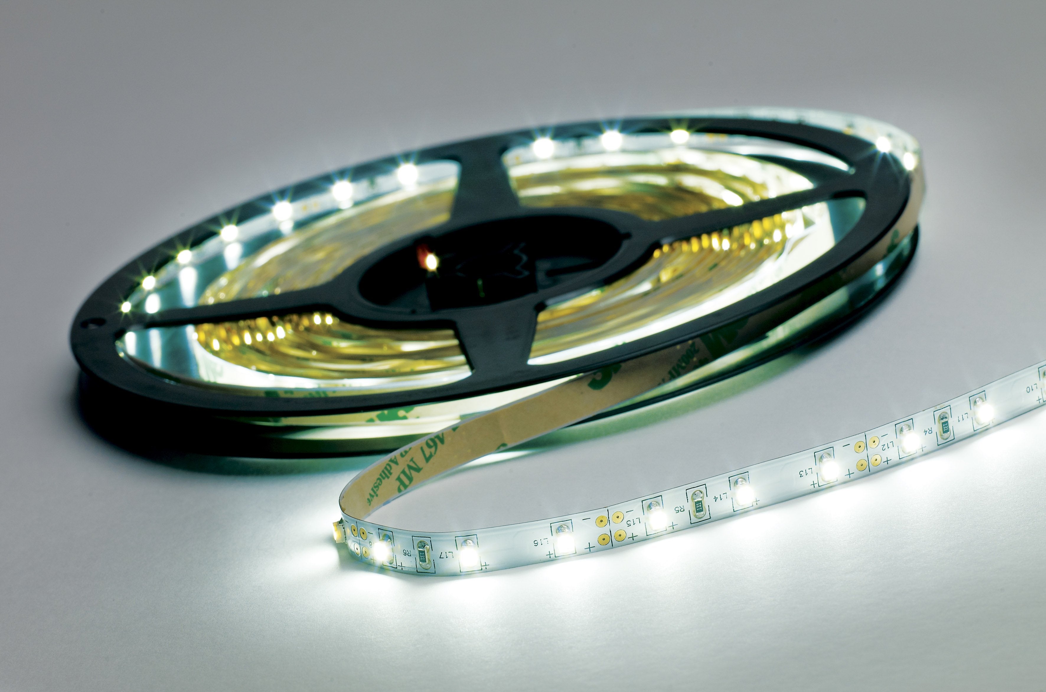 14.4W 60 LEDs tape