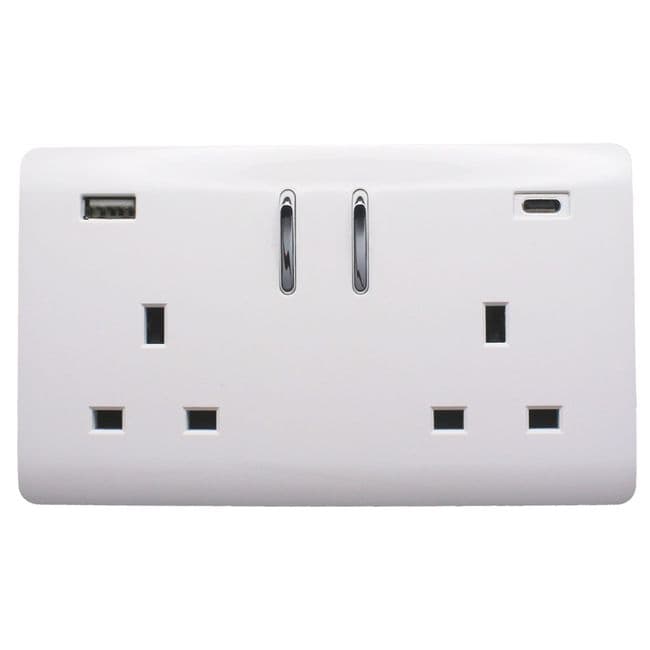 2 Gang 13 Amp Switched Plug Socket + USB C