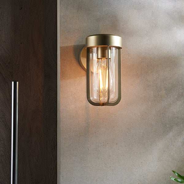 Die-cast IP44 brushed gold & clear glass E27 wall light