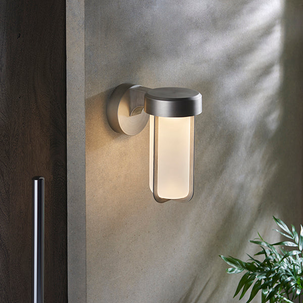 Die-cast IP44 brushed silver & frosted glass LED wall light