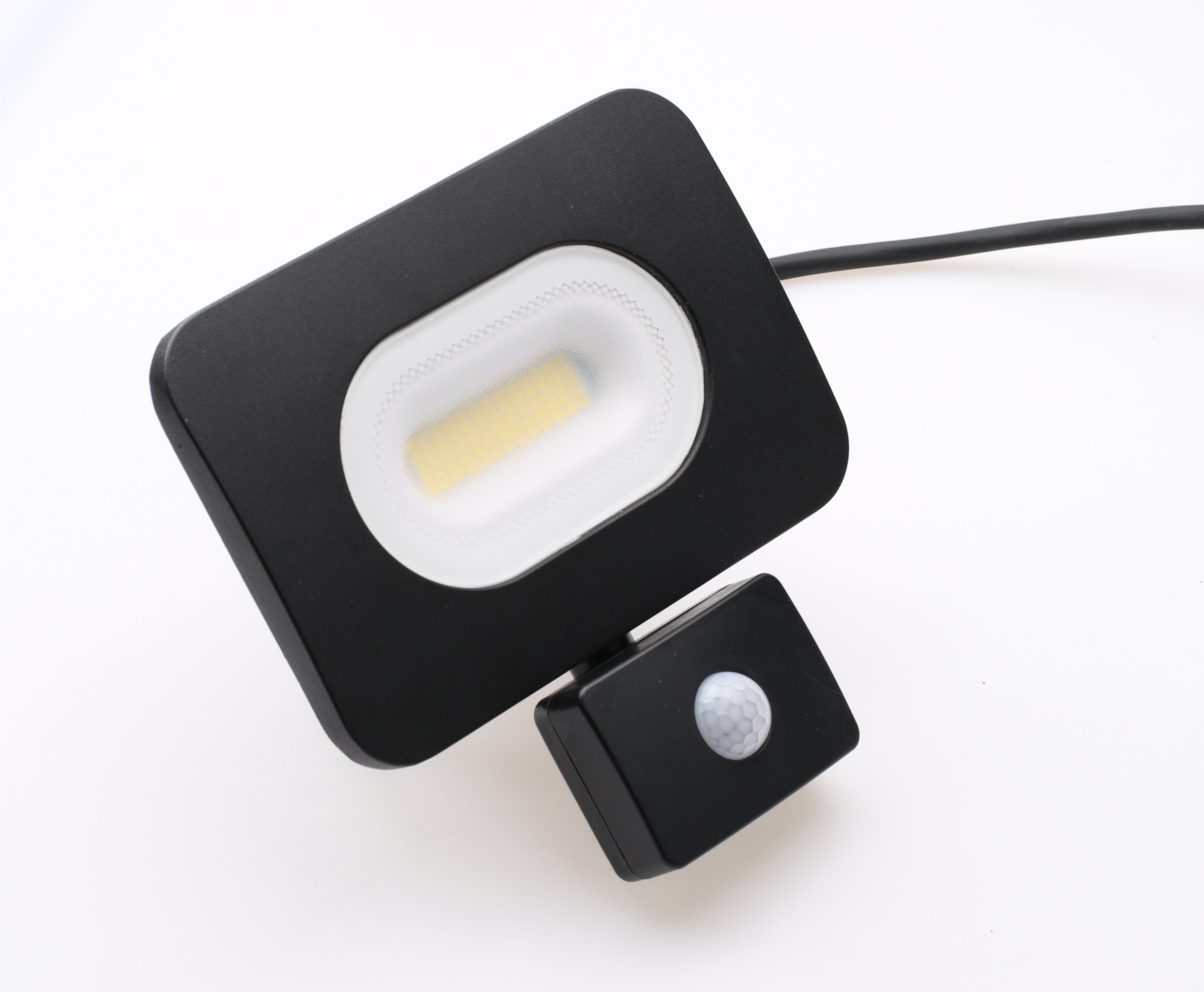 Culver IP65 PIR LED slimline flood light