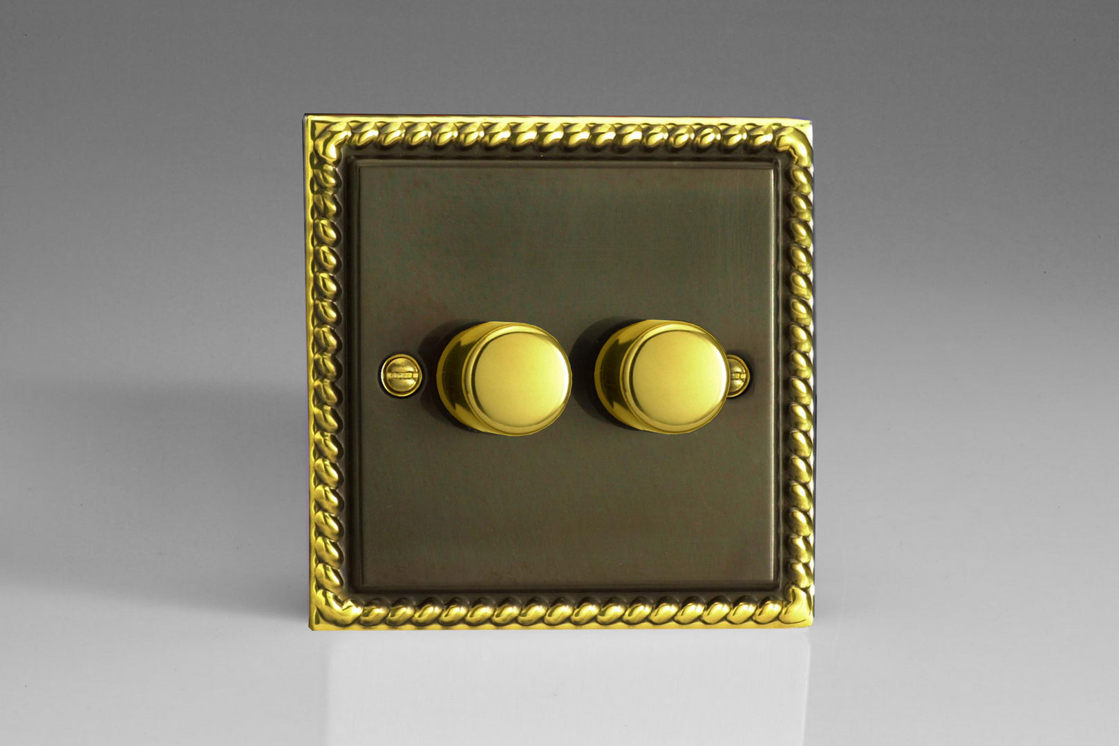 Varilight HA2 Classic Antique Georgian 2-Gang 1-Way Rotary Dimmer 2 x 40-250W