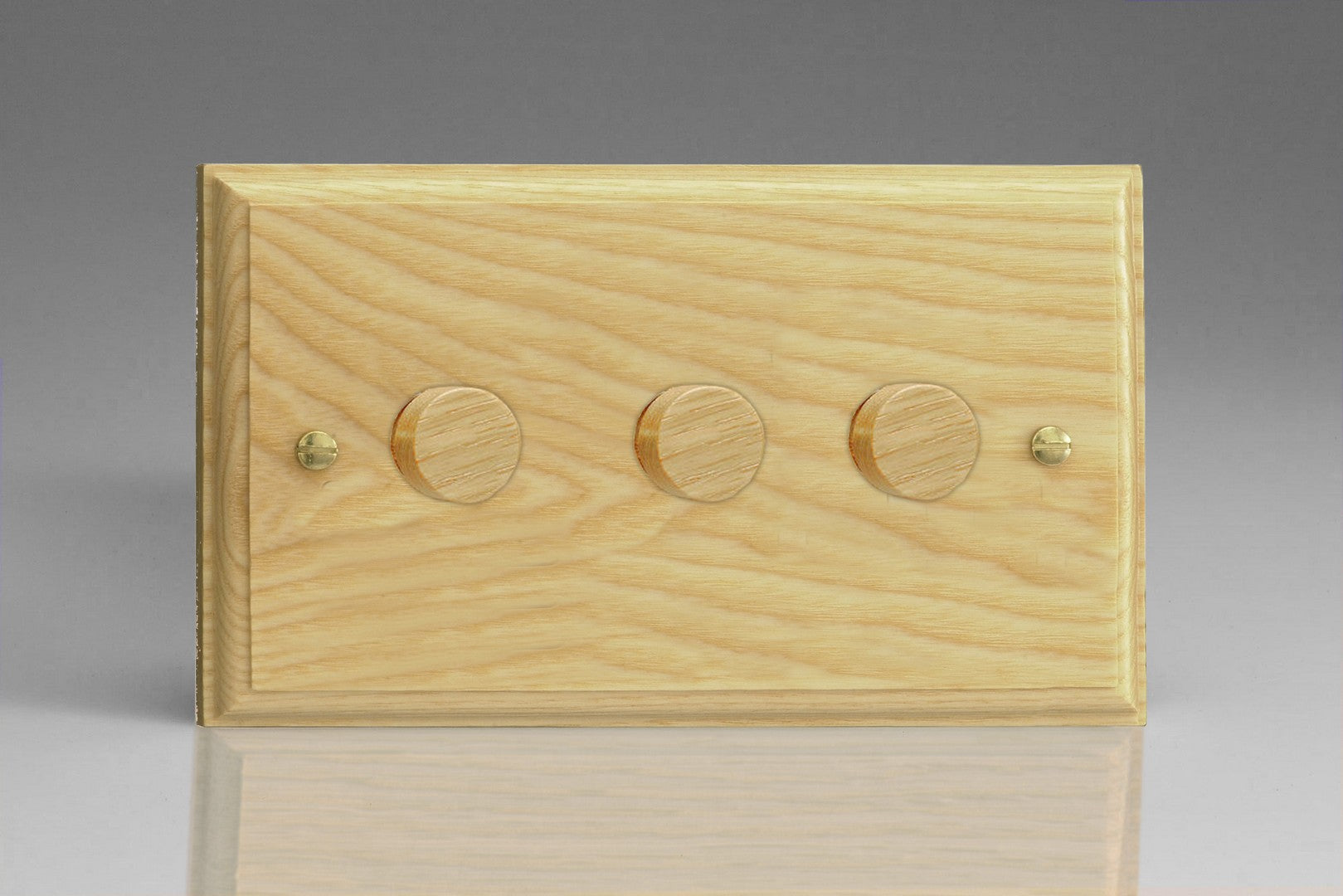 Varilight HK43A Kilnwood Ash 3-Gang 2-Way Push-On/Off Rotary Dimmer 3 x 40-250W (Twin Plate)