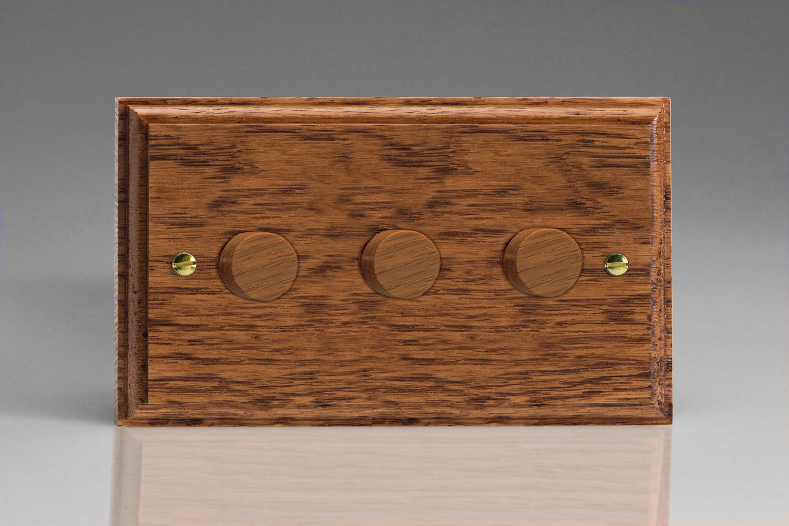 Varilight HK43MO Kilnwood Medium Oak 3-Gang 2-Way Push-On/Off Rotary Dimmer 3 x 40-250W (Twin Plate)