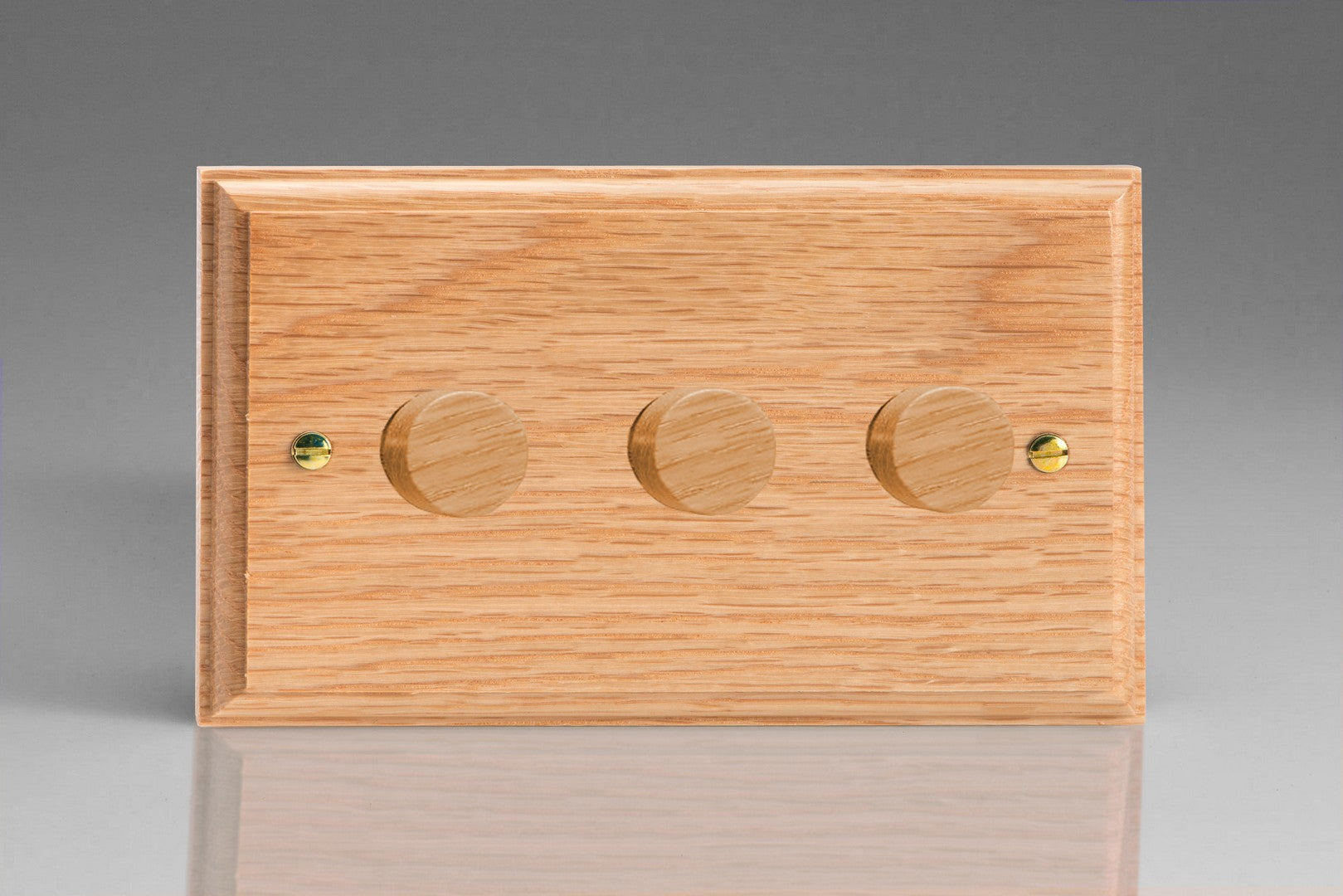 Varilight HK43O Kilnwood Oak 3-Gang 2-Way Push-On/Off Rotary Dimmer 3 x 40-250W (Twin Plate)